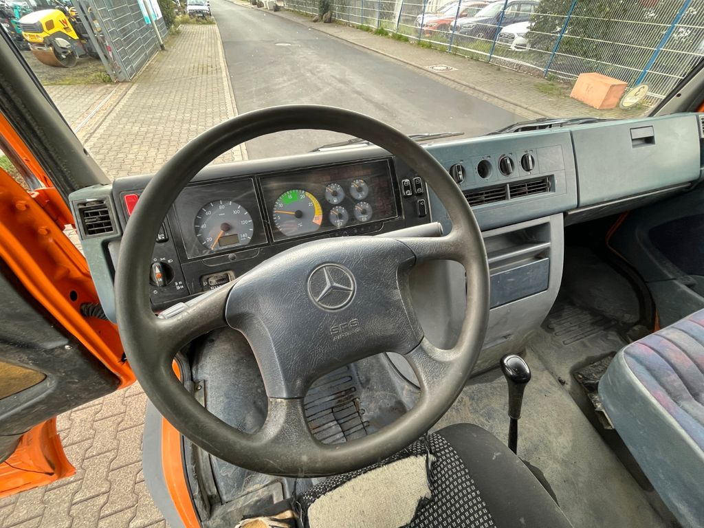 Dodávka sklápěč, Dodávka s dvojitou kabinou Mercedes-Benz 818 DK Kipper Dreiseitenkipper Meiller  Doka: obrázek 7