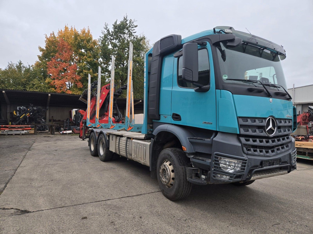Mercedes-Benz Arocs 2651 Holztransporter Blatt Blatt Kran - Lesovůz, Auto s hydraulickou rukou: obrázek 1 Mercedes-Benz Arocs 2651 Holztransporter Blatt Blatt Kran - Lesovůz, Auto s hydraulickou rukou: obrázek 1