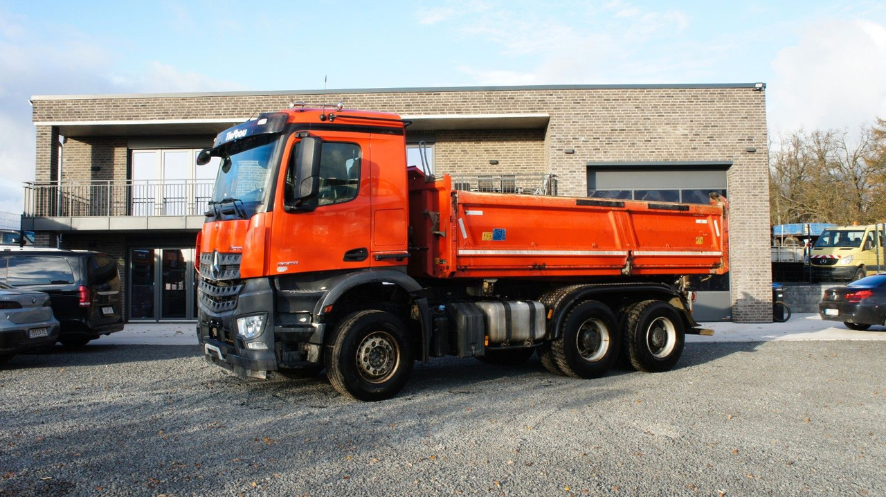Mercedes-Benz Arocs 2653 Dreiseitenkipper Meiller Bordmatik - Sklápěč: obrázek 1 Mercedes-Benz Arocs 2653 Dreiseitenkipper Meiller Bordmatik - Sklápěč: obrázek 1