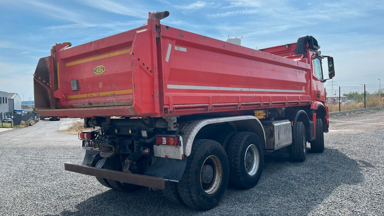 Mercedes-Benz Arocs 3245 Bordmatik Meiller Retarder - Sklápěč: obrázek 4 Mercedes-Benz Arocs 3245 Bordmatik Meiller Retarder - Sklápěč: obrázek 4