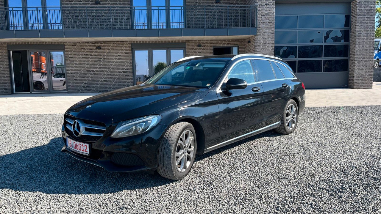 Mercedes-Benz C 220 C -Klasse T-Modell C 220 T BlueTec / d - Osobní auto: obrázek 2 Mercedes-Benz C 220 C -Klasse T-Modell C 220 T BlueTec / d - Osobní auto: obrázek 2