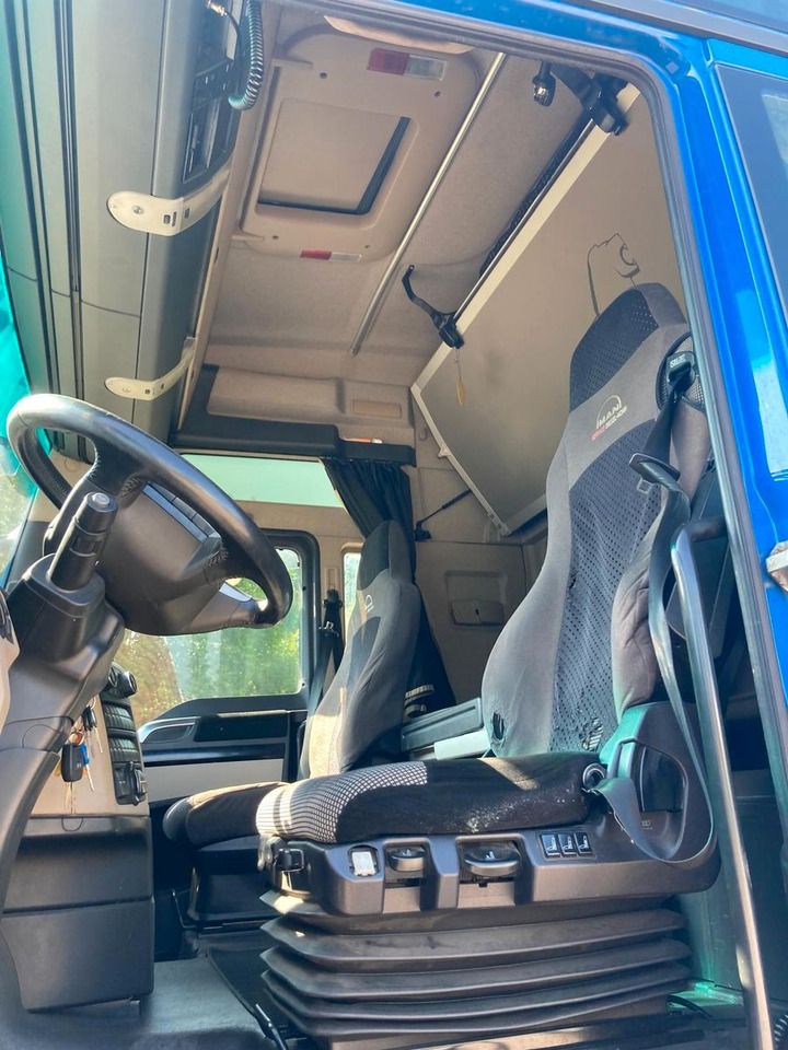 MAN TGX 18.460 SZM Klima 2x Verfügbar - Tahač: obrázek 4 MAN TGX 18.460 SZM Klima 2x Verfügbar - Tahač: obrázek 4