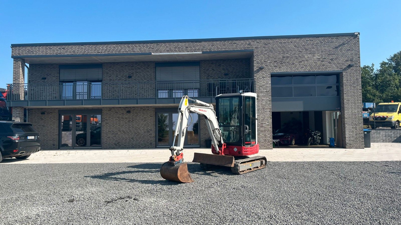 Takeuchi TB23R Minibagger 2670 Kg Takeuchi TB23R Minibagger 2670 Kg - Mini rýpadlo: obrázek 1 Takeuchi TB23R Minibagger 2670 Kg Takeuchi TB23R Minibagger 2670 Kg - Mini rýpadlo: obrázek 1