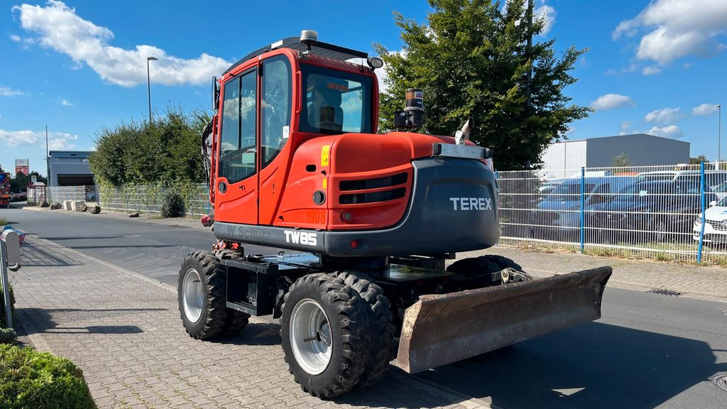 Terex TW85 Mobilbagger 8600 Kg Verstellausleger Terex TW85 Mobilbagger 8600 Kg Verstellausleger - Kolesové rýpadlo: obrázek 4 Terex TW85 Mobilbagger 8600 Kg Verstellausleger Terex TW85 Mobilbagger 8600 Kg Verstellausleger - Kolesové rýpadlo: obrázek 4