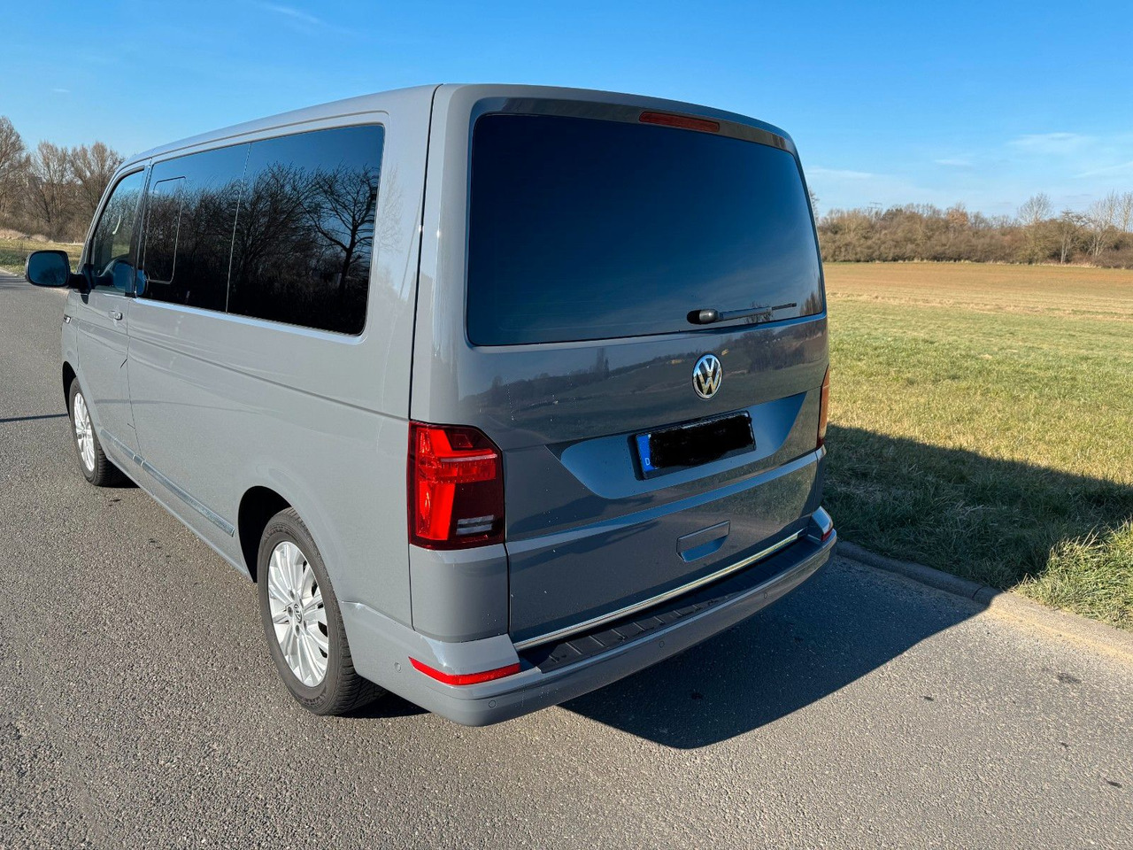 Volkswagen T6.1 Transporter Multivan Generation Six 4x4 - Mikrobus: obrázek 5 Volkswagen T6.1 Transporter Multivan Generation Six 4x4 - Mikrobus: obrázek 5
