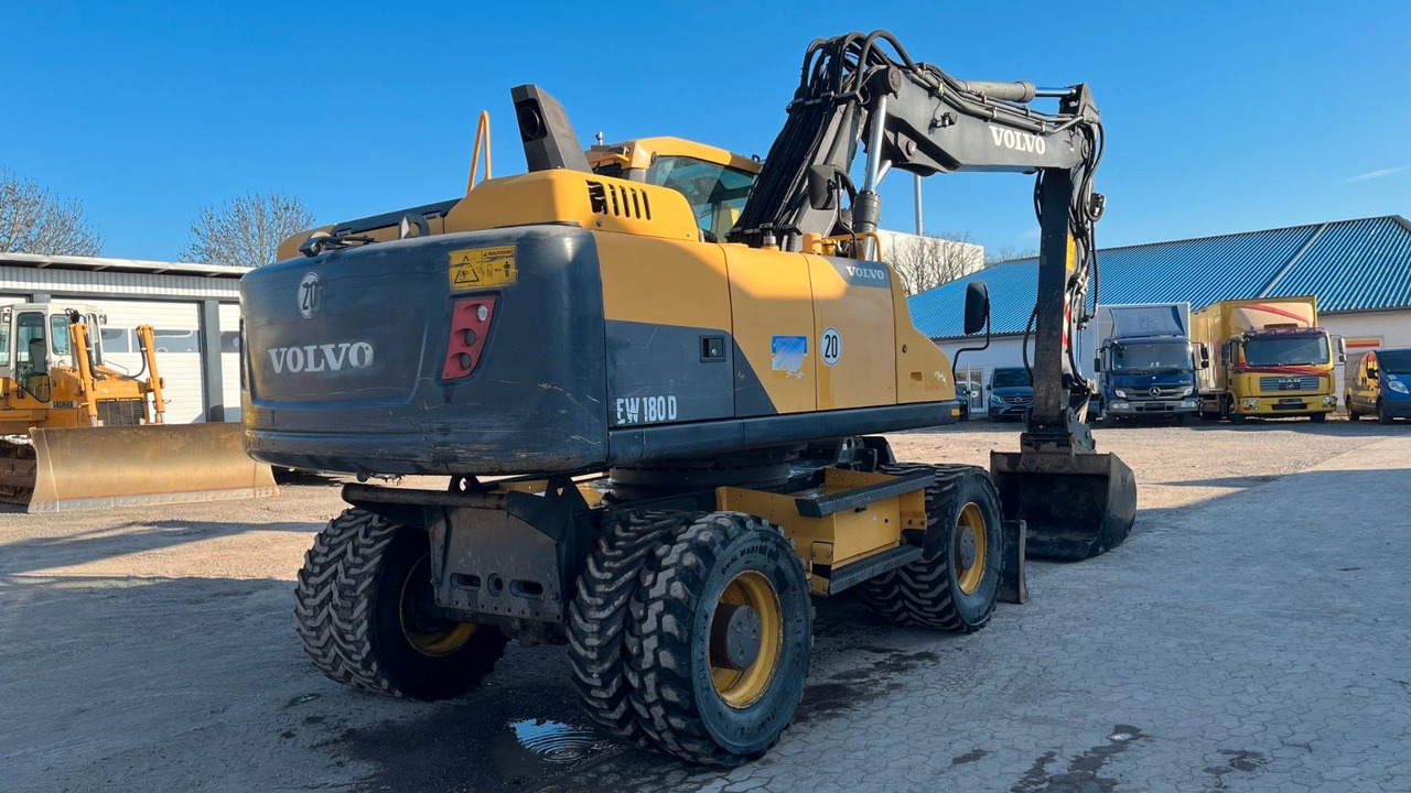 Volvo EW180D 20500 Kg Verstellausleger OilQuick - Kolesové rýpadlo: obrázek 4 Volvo EW180D 20500 Kg Verstellausleger OilQuick - Kolesové rýpadlo: obrázek 4