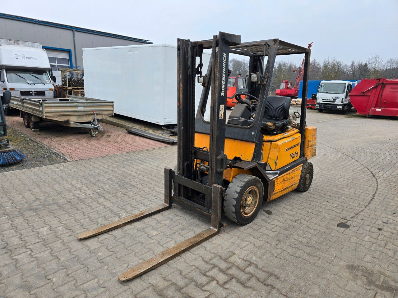 Yale Jungheinrich TFG 25 Gas Stapler Frontstapler - Dieselový vysokozdvižný vozík: obrázek 3 Yale Jungheinrich TFG 25 Gas Stapler Frontstapler - Dieselový vysokozdvižný vozík: obrázek 3