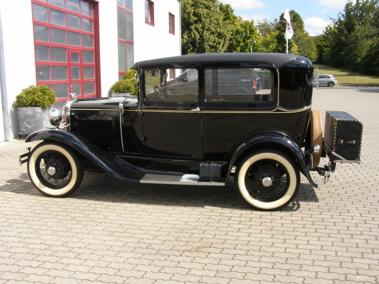 Ford MODELL  A  / TUDOR  +  H-Kennzeichen - Sedan: obrázek 3 Ford MODELL  A  / TUDOR  +  H-Kennzeichen - Sedan: obrázek 3