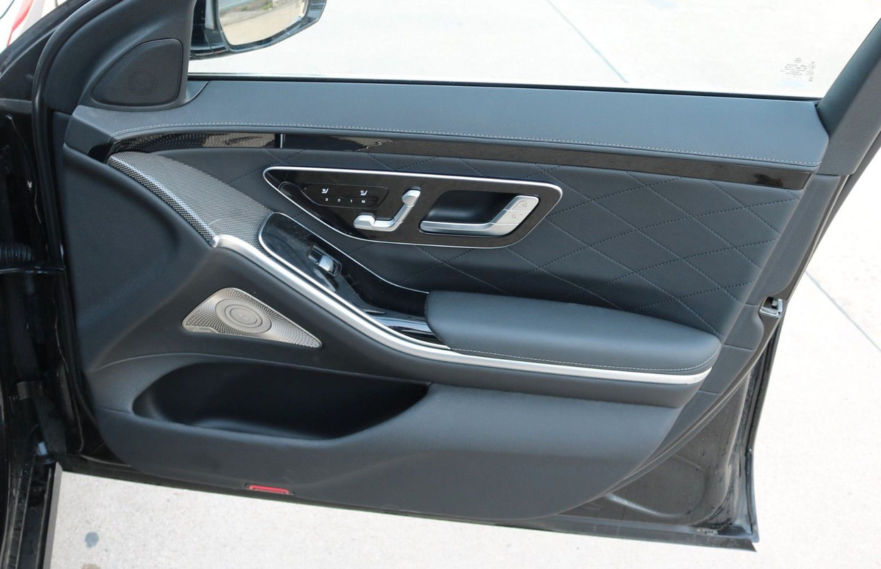 Sedan Mercedes-Benz S 580 / 4Matic / Panoramadach / Leder TOP: obrázek 11