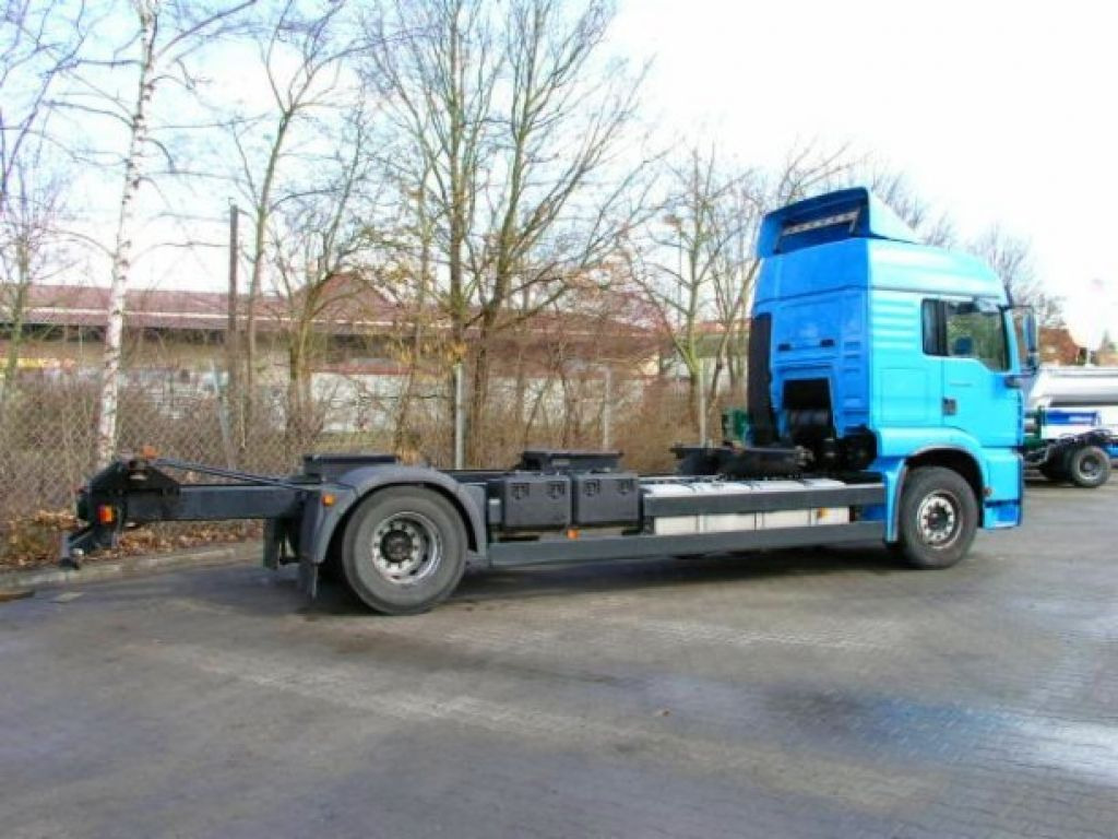 MAN 18.410 TGA2 Achs BDF- LKW - Kontejnérový podvozek/ Výměnná nástavba: obrázek 4 MAN 18.410 TGA2 Achs BDF- LKW - Kontejnérový podvozek/ Výměnná nástavba: obrázek 4