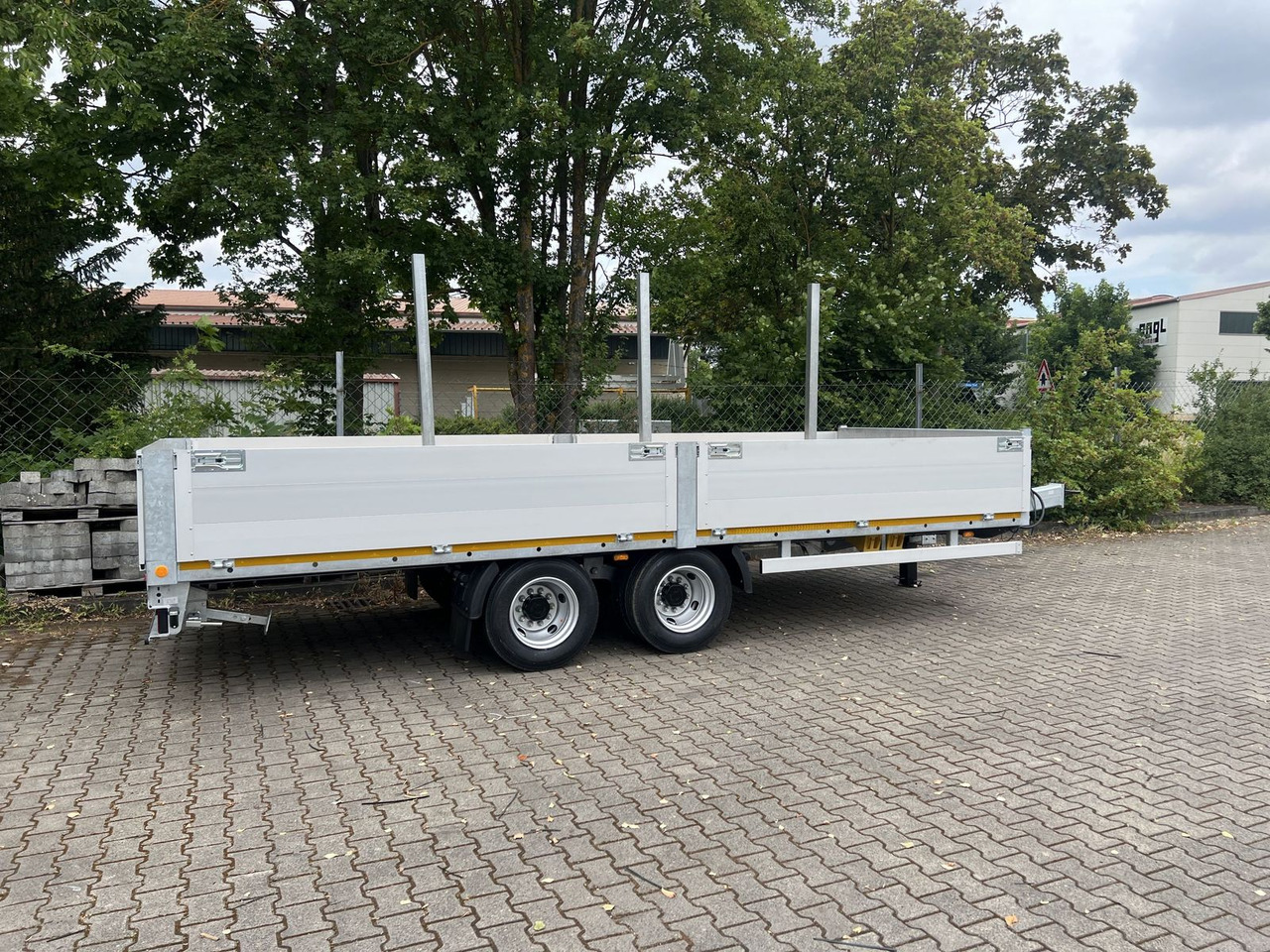Möslein 14,4 t GG Tandem- Pritschenanhänger- Tieflader - Podvalníkový přívěs: obrázek 2 Möslein 14,4 t GG Tandem- Pritschenanhänger- Tieflader - Podvalníkový přívěs: obrázek 2