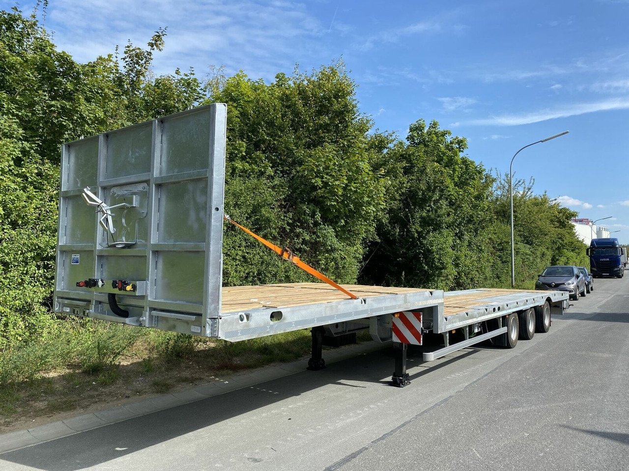 Möslein 3 Achs Satteltieflader Plato 45 t GGfür Fertigt - Podvalníkový návěs: obrázek 3 Möslein 3 Achs Satteltieflader Plato 45 t GGfür Fertigt - Podvalníkový návěs: obrázek 3