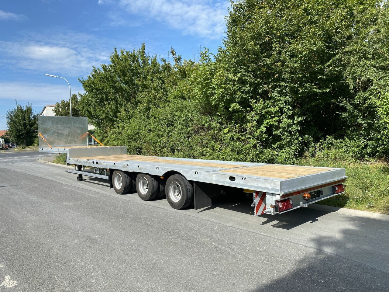 Möslein 3 Achs Satteltieflader Plato 45 t GGfür Fertigt - Podvalníkový návěs: obrázek 2 Möslein 3 Achs Satteltieflader Plato 45 t GGfür Fertigt - Podvalníkový návěs: obrázek 2