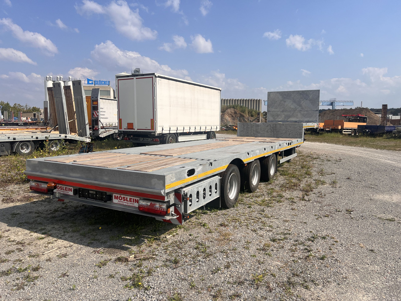 Möslein ST 3 Plato 8,7 3 Achs Satteltieflader Plato 45 t GGfür Fertigteile, Baumaschinen - Podvalníkový návěs: obrázek 5 Möslein ST 3 Plato 8,7 3 Achs Satteltieflader Plato 45 t GGfür Fertigteile, Baumaschinen - Podvalníkový návěs: obrázek 5