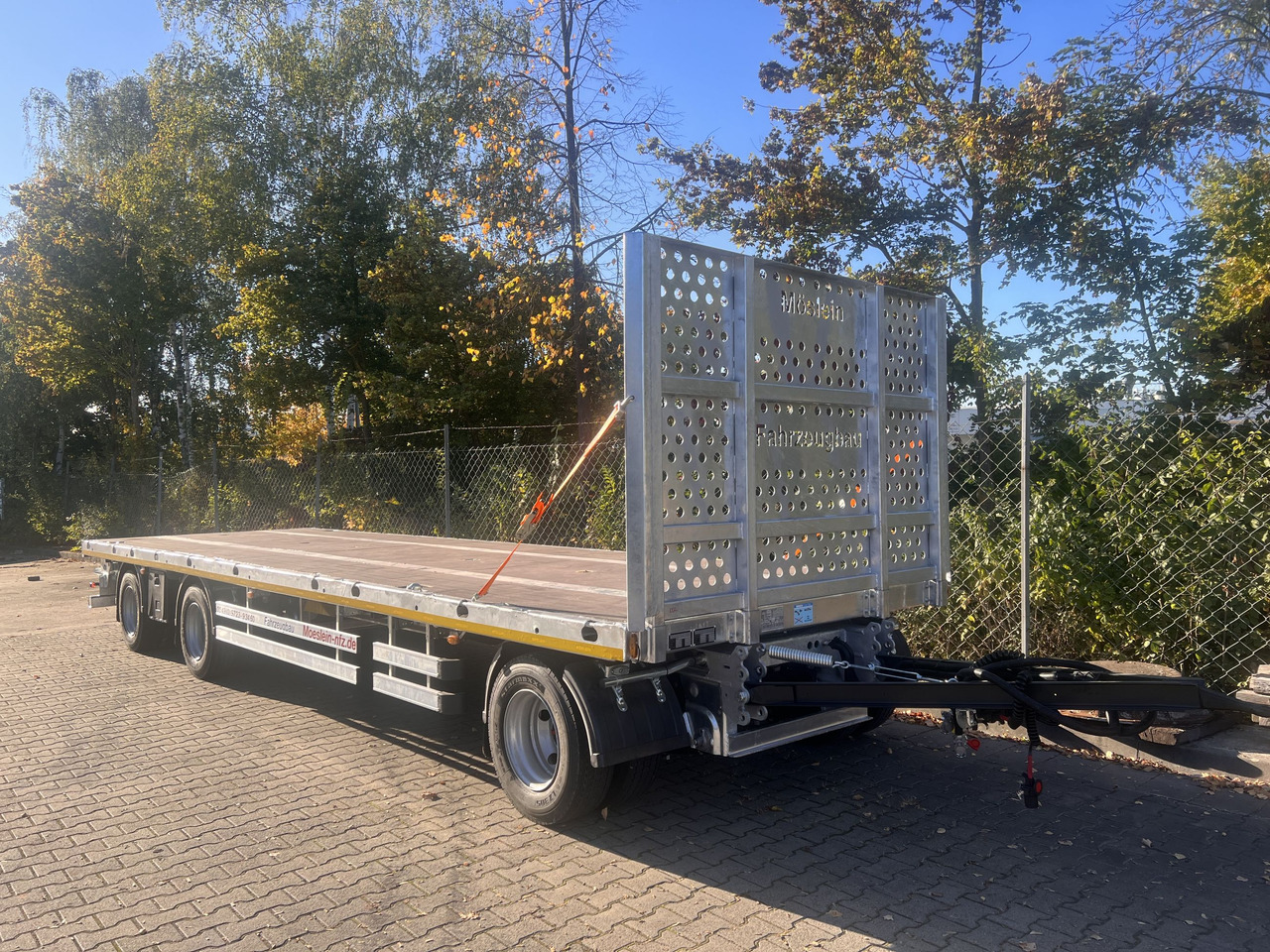 Möslein T 3 Plato 10 m 3 Achs Jumbo- Plato- Anhänger 10 m, Mega - Přívěs plato/ Valník: obrázek 4 Möslein T 3 Plato 10 m 3 Achs Jumbo- Plato- Anhänger 10 m, Mega - Přívěs plato/ Valník: obrázek 4