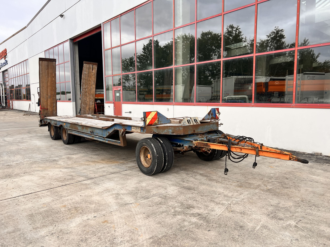 Müller Mitteltal T3 3 Achs Tieflader mit ABS - Podvalníkový přívěs: obrázek 2 Müller Mitteltal T3 3 Achs Tieflader mit ABS - Podvalníkový přívěs: obrázek 2