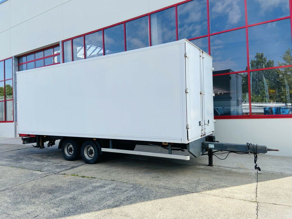Tandem Kofferanhänger vorn Durchladbar - Skříňový přívěs: obrázek 2 Tandem Kofferanhänger vorn Durchladbar - Skříňový přívěs: obrázek 2