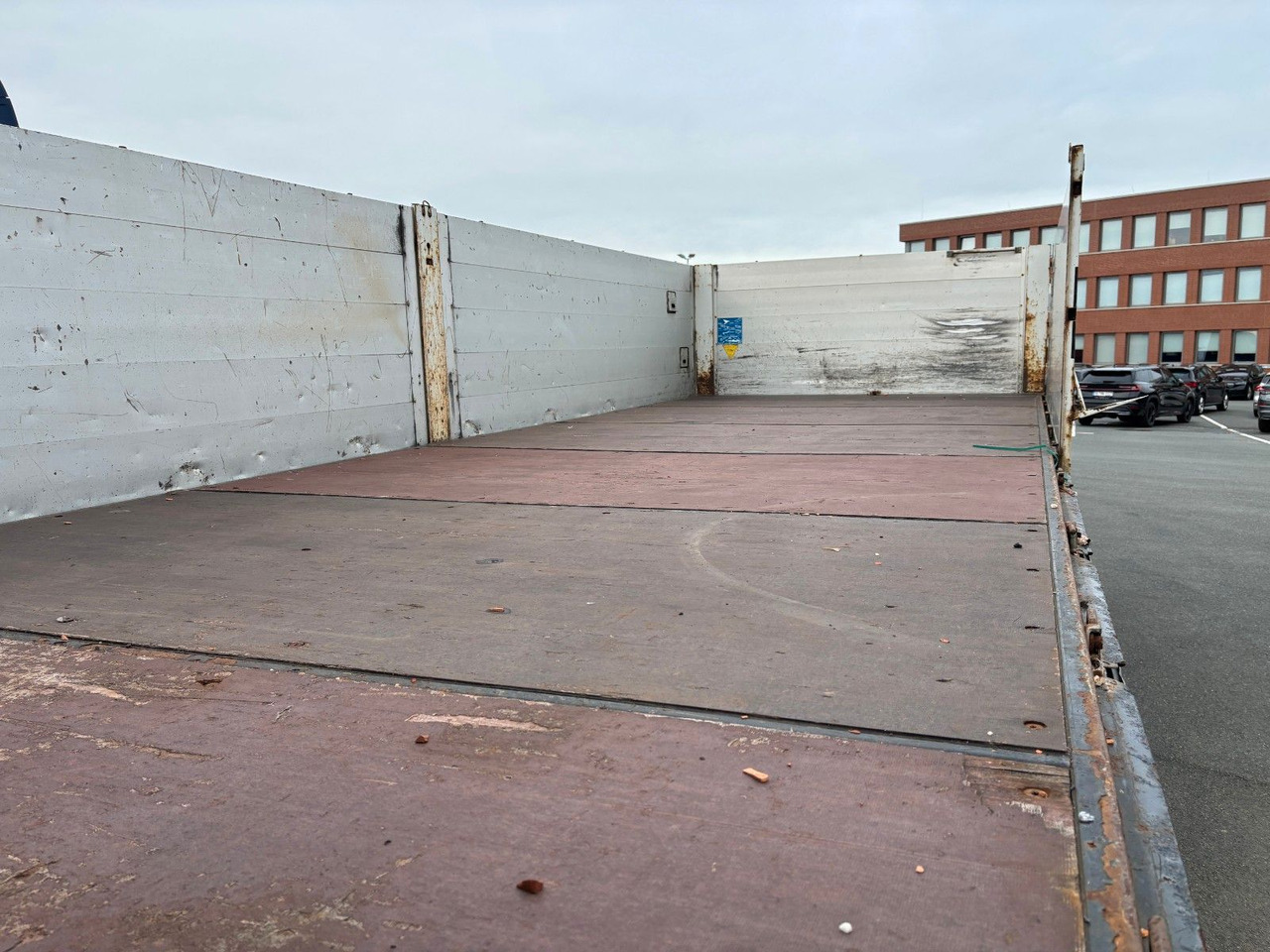 Krone AZ18 + Palettenkasten - Přívěs plato/ Valník: obrázek 2 Krone AZ18 + Palettenkasten - Přívěs plato/ Valník: obrázek 2