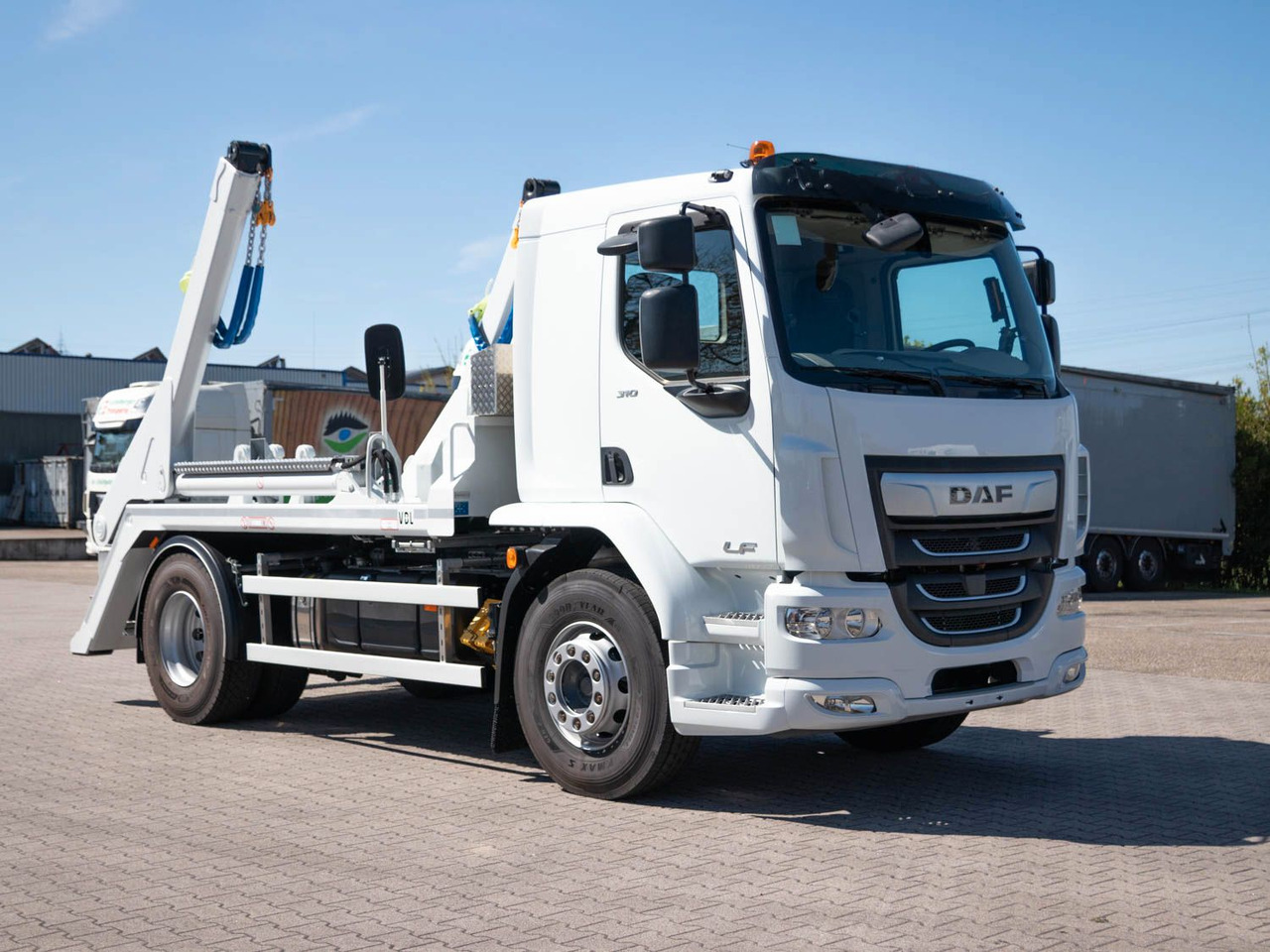DAF FA LF 310 19t Absetzkipper VDL - Sklápěč: obrázek 3 DAF FA LF 310 19t Absetzkipper VDL - Sklápěč: obrázek 3
