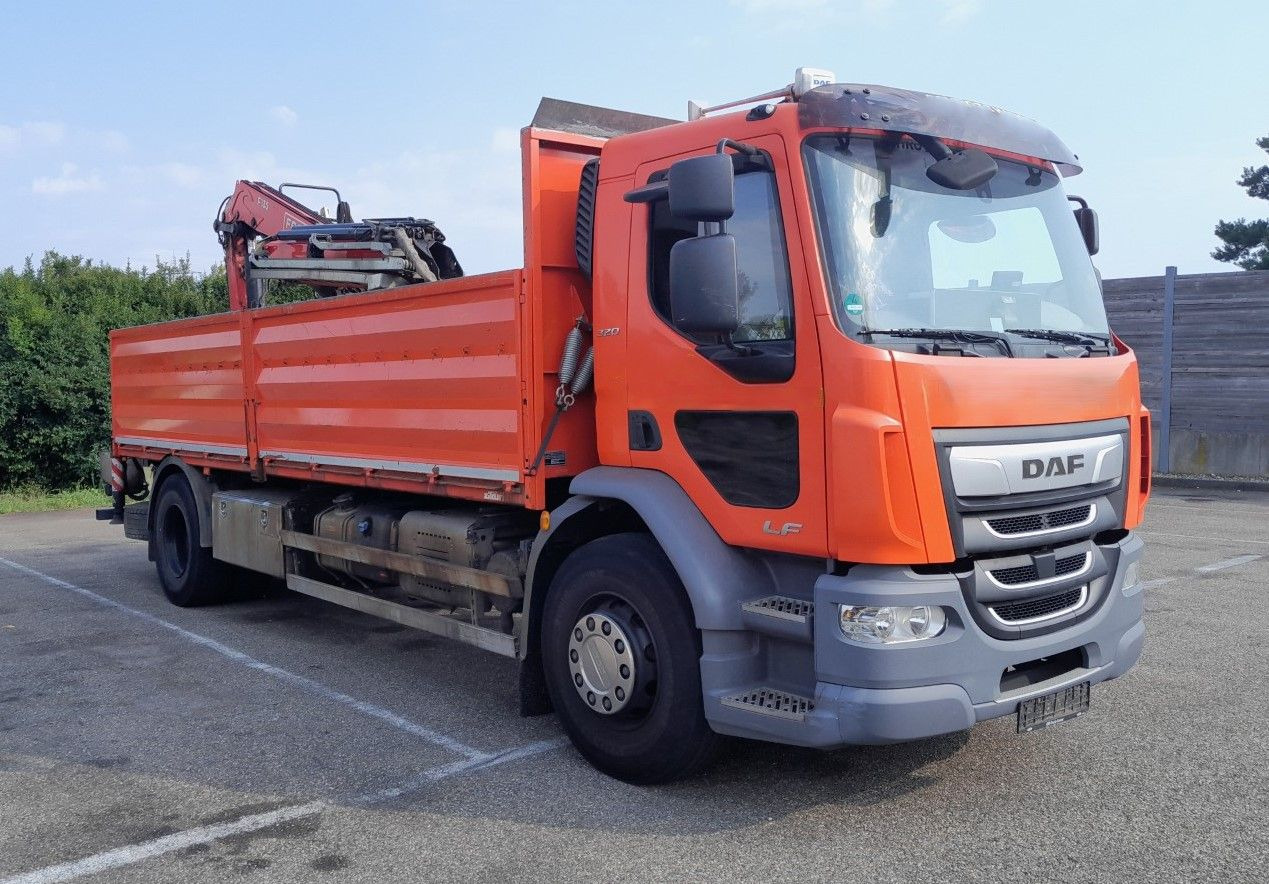 DAF FA LF 320 19t Fassi Kran - Nákladní automobil valníkový/ Plošinový, Auto s hydraulickou rukou: obrázek 3 DAF FA LF 320 19t Fassi Kran - Nákladní automobil valníkový/ Plošinový, Auto s hydraulickou rukou: obrázek 3