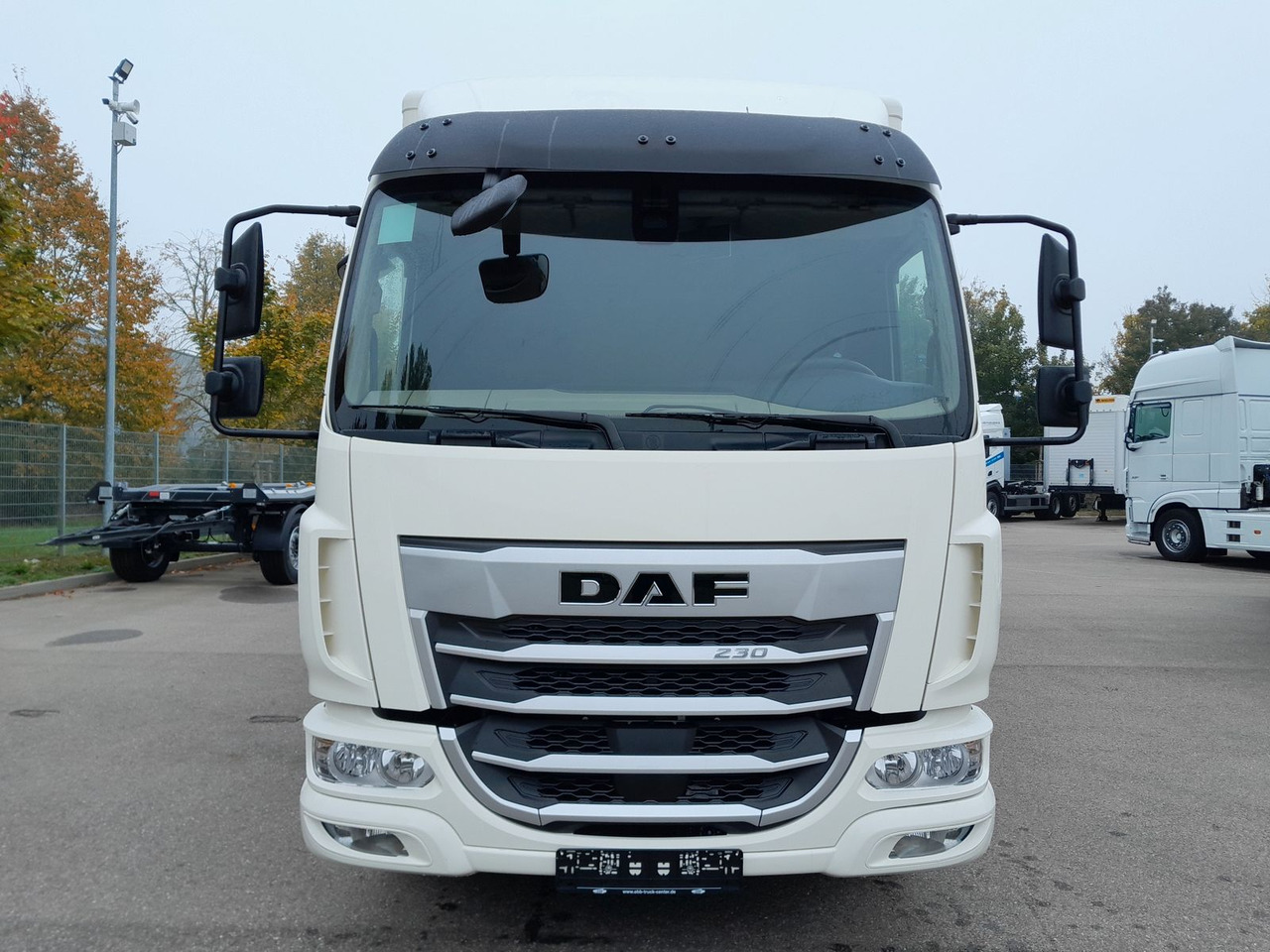 DAF FA XB 230 12t - Skříňový nákladní auto: obrázek 3 DAF FA XB 230 12t - Skříňový nákladní auto: obrázek 3