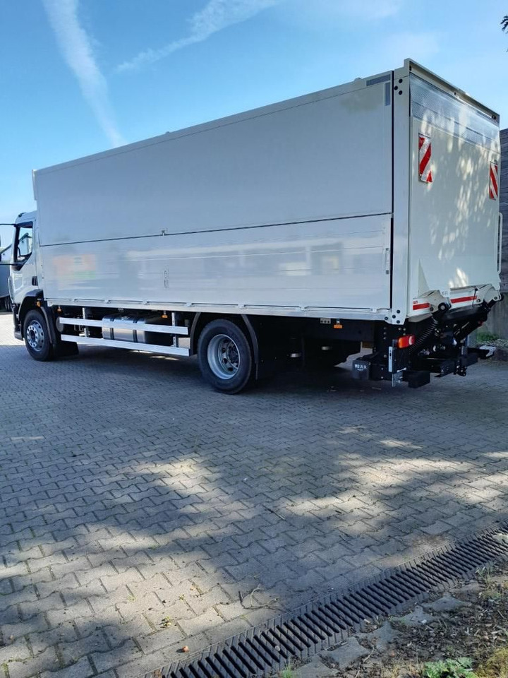 DAF XB 310 FA 18t Getränkeaufbau DAF XB 310 FA 18t Getränkeaufbau - Přepravník nápojů: obrázek 4 DAF XB 310 FA 18t Getränkeaufbau DAF XB 310 FA 18t Getränkeaufbau - Přepravník nápojů: obrázek 4