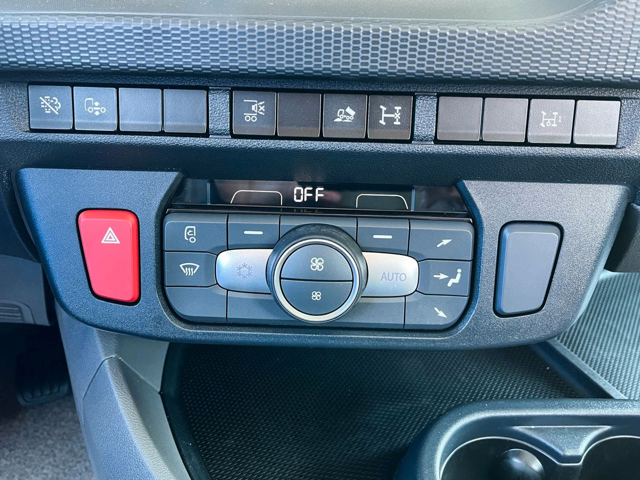 Nový Sklápěč DAF XDC 370 FA Meiller Krankipper HMF DAF XDC 370 FA Meiller Krankipper HMF: obrázek 19 Nový Sklápěč DAF XDC 370 FA Meiller Krankipper HMF DAF XDC 370 FA Meiller Krankipper HMF: obrázek 19