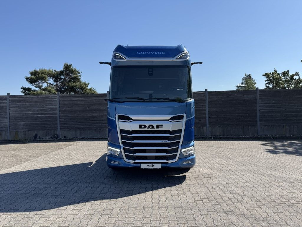 DAF FT XG 530 BLAU METALLIC Limited Edition - Tahač: obrázek 5 DAF FT XG 530 BLAU METALLIC Limited Edition - Tahač: obrázek 5