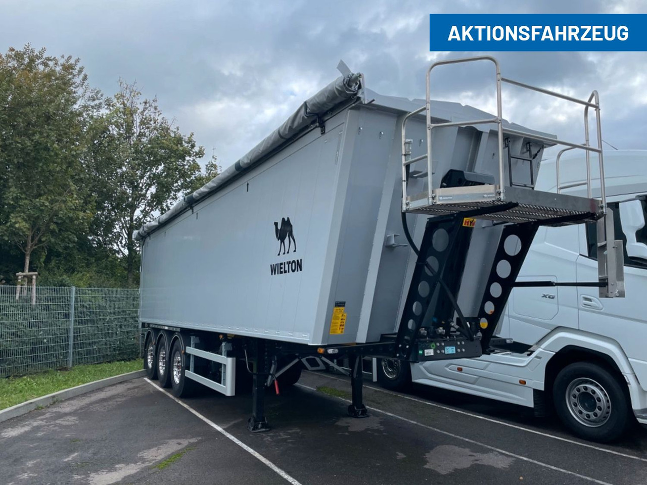 Wielton Bulk Master 51 cbm 3-Achs Alukipper Wielton Bulk Master 51 cbm 3-Achs Alukipper - Sklápěcí návěs: obrázek 1 Wielton Bulk Master 51 cbm 3-Achs Alukipper Wielton Bulk Master 51 cbm 3-Achs Alukipper - Sklápěcí návěs: obrázek 1