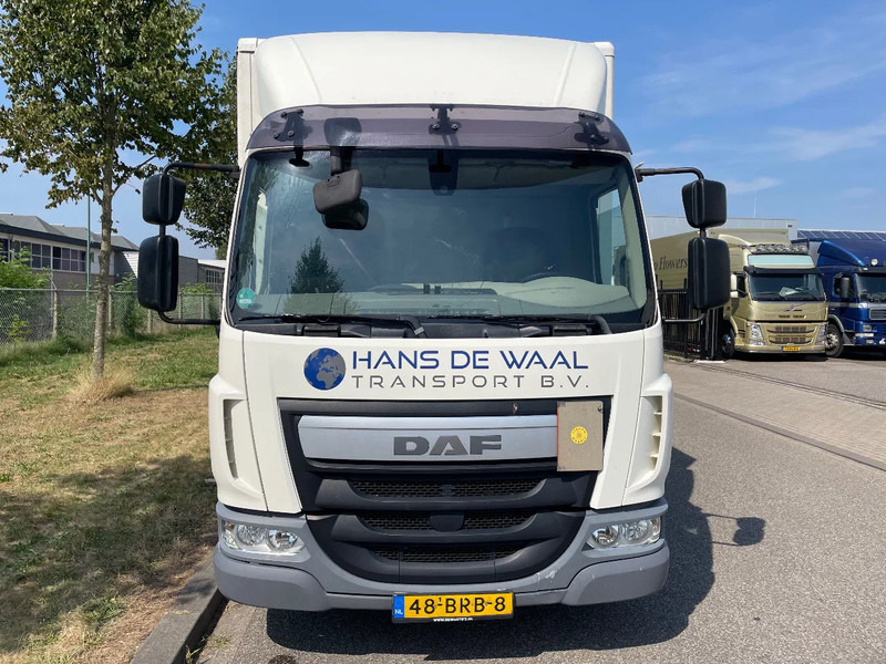 DAF LF 180 8-2016 - Skříňový nákladní auto: obrázek 3 DAF LF 180 8-2016 - Skříňový nákladní auto: obrázek 3
