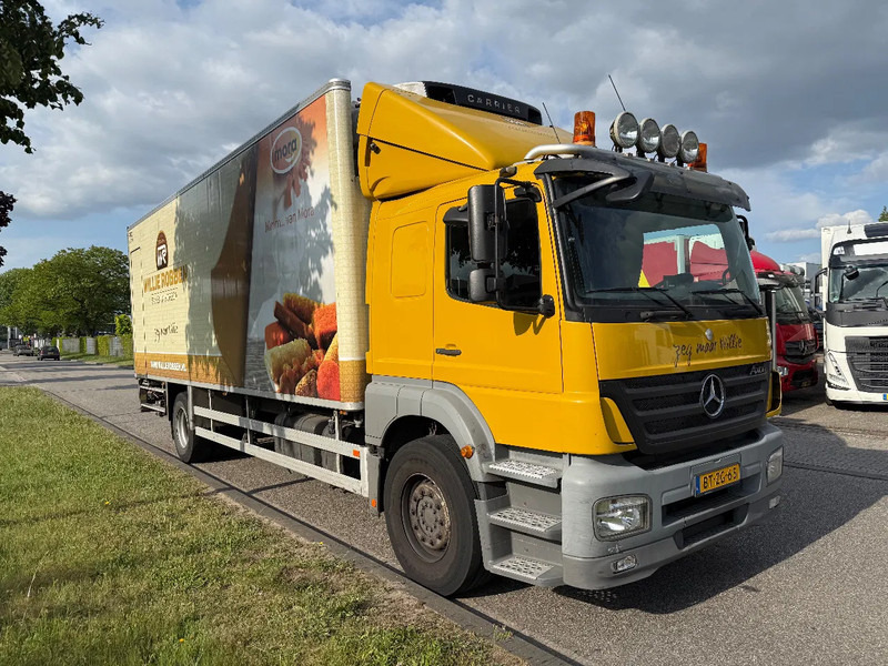 Mercedes-Benz Axor 1824 2008 euro 5 chereau + carrier 950 MT - Chladírenský nákladní automobil: obrázek 1 Mercedes-Benz Axor 1824 2008 euro 5 chereau + carrier 950 MT - Chladírenský nákladní automobil: obrázek 1