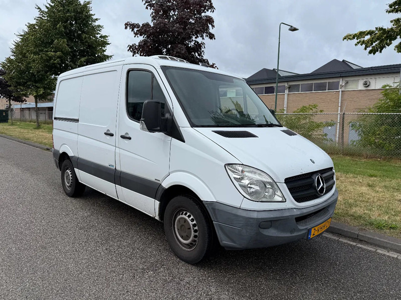 Mercedes-Benz Sprinter 313 2010 kuhlung diepfreez - Chladící dodávka: obrázek 1 Mercedes-Benz Sprinter 313 2010 kuhlung diepfreez - Chladící dodávka: obrázek 1
