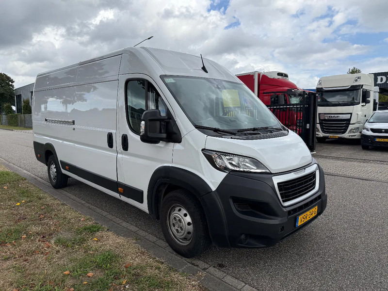 Peugeot Boxer 2.2 D 140 pk ! 2023 - Furgon: obrázek 2 Peugeot Boxer 2.2 D 140 pk ! 2023 - Furgon: obrázek 2
