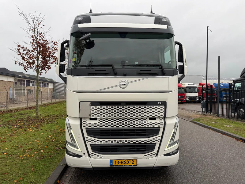 Volvo FH 460 XL 2022 only 397.000 km !!! - Tahač: obrázek 3 Volvo FH 460 XL 2022 only 397.000 km !!! - Tahač: obrázek 3