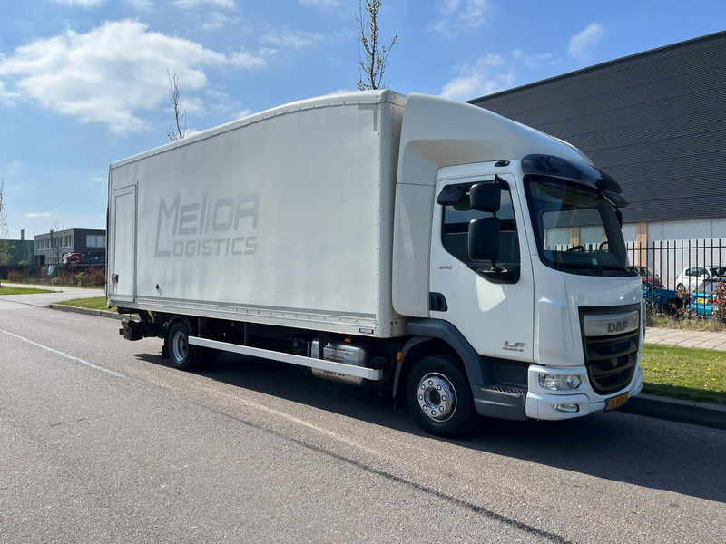 Skříňový nákladní auto DAF LF 210, 4x2, Euro 6, Airco, Nav: obrázek 6