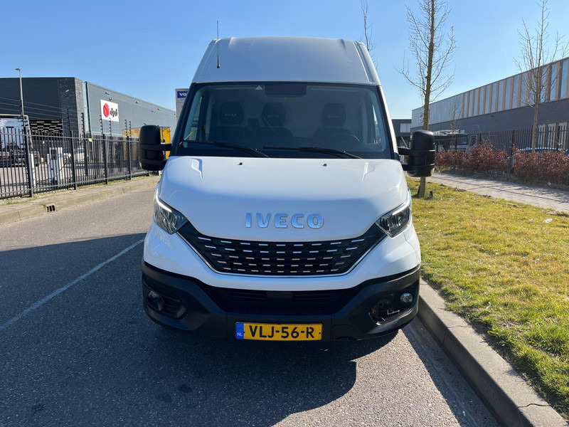 Iveco Daily 35 S 16V, Hi-Matic, 352 L H3, Airco, Camera - Furgon: obrázek 4 Iveco Daily 35 S 16V, Hi-Matic, 352 L H3, Airco, Camera - Furgon: obrázek 4