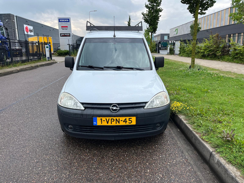 Opel Combo 1.3 CDTI, Airco, Radio, Roofrack - Malá dodávka: obrázek 4 Opel Combo 1.3 CDTI, Airco, Radio, Roofrack - Malá dodávka: obrázek 4