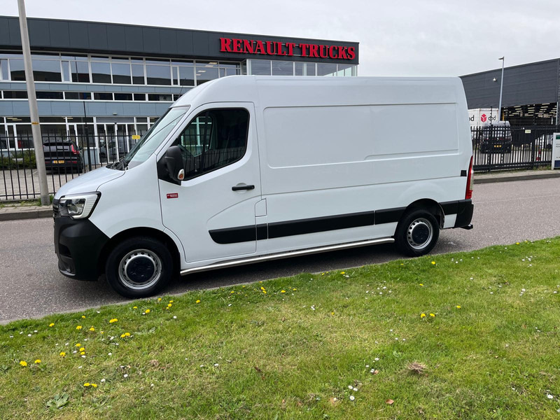 Renault Master 180.35 Red Edition L2 H2, 180pk, Airco, Nav, Camera - Furgon: obrázek 2 Renault Master 180.35 Red Edition L2 H2, 180pk, Airco, Nav, Camera - Furgon: obrázek 2