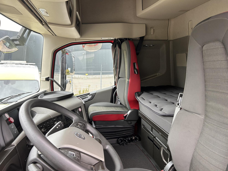 Volvo FH - Tahač: obrázek 5 Volvo FH - Tahač: obrázek 5