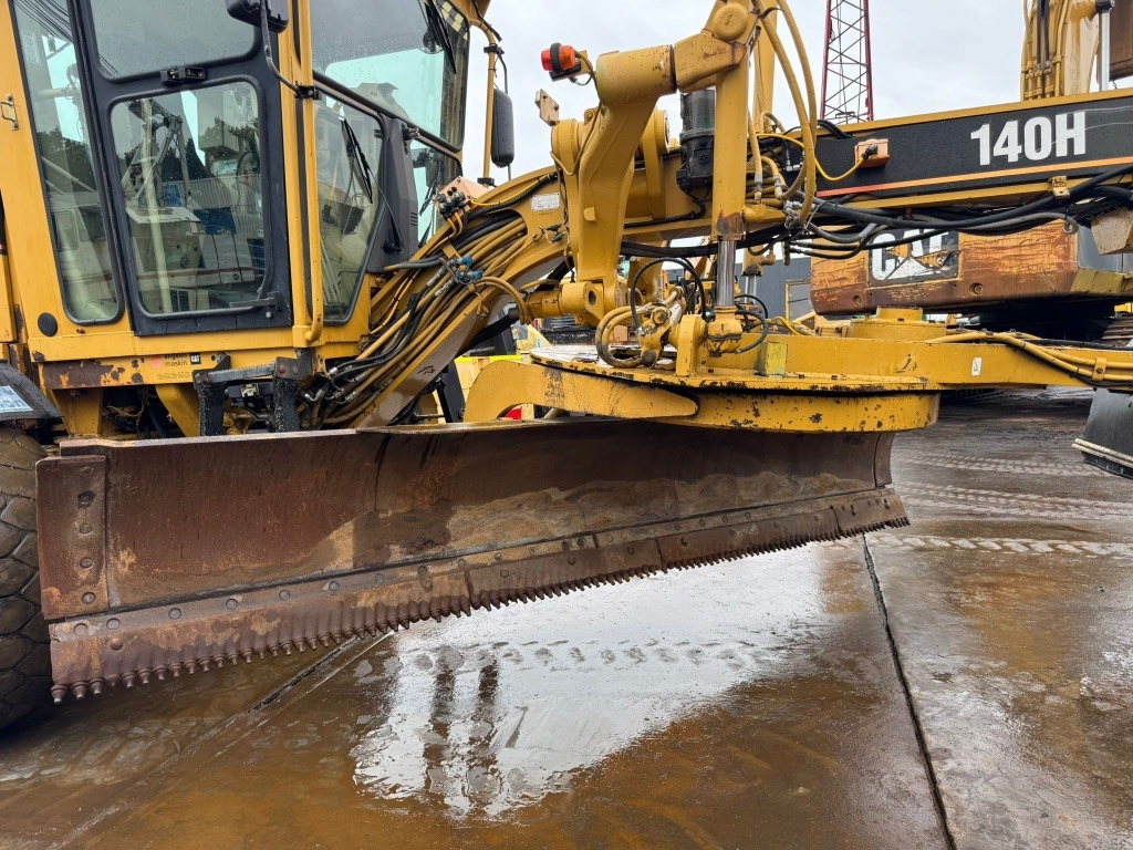 Grejdr CAT 140 H: obrázek 14