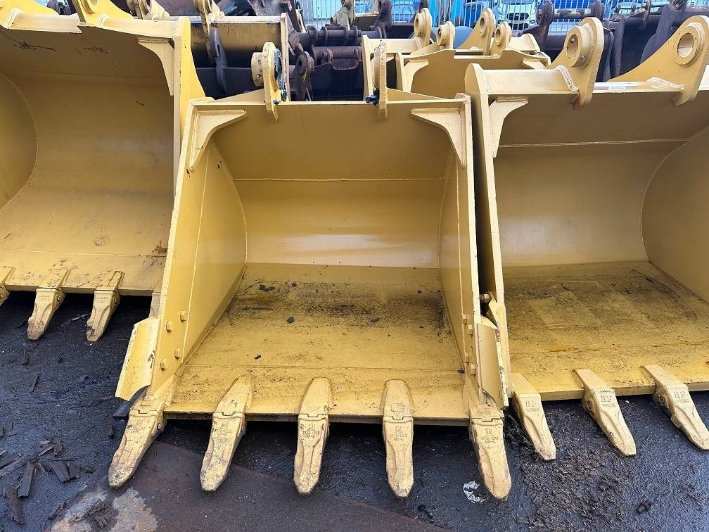 CAT 320 bucket UNUSED - Lžíce pro Stavební technika: obrázek 3 CAT 320 bucket UNUSED - Lžíce pro Stavební technika: obrázek 3