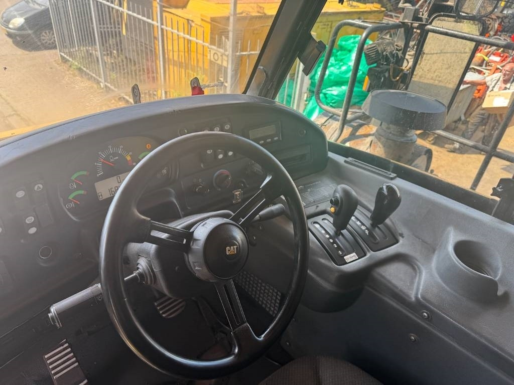 Pevný dempr CAT 770 ( GERMAN MACHINE ): obrázek 11