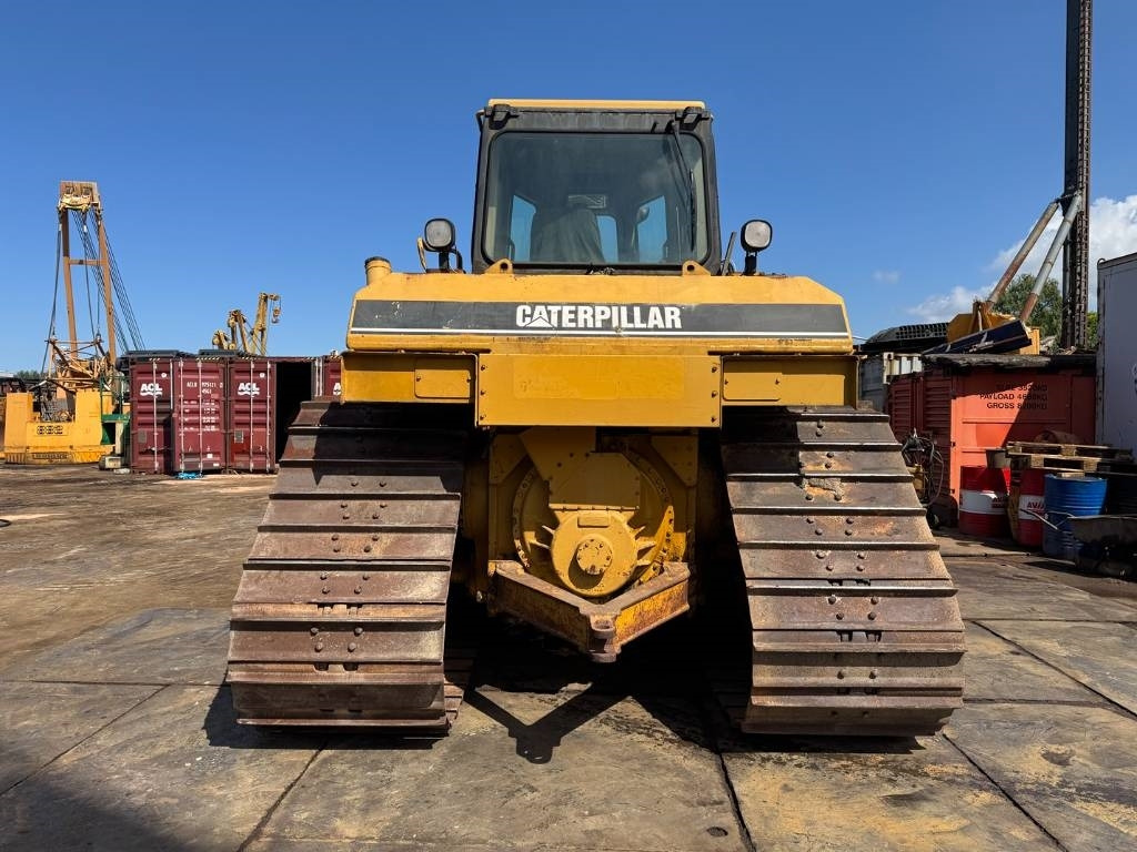 CAT D 6 R LGP - Buldozer: obrázek 4 CAT D 6 R LGP - Buldozer: obrázek 4