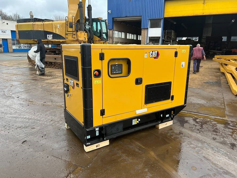 CAT DE 88 E0 (80KVA 64KW) new unused - Elektrický generátor: obrázek 1 CAT DE 88 E0 (80KVA 64KW) new unused - Elektrický generátor: obrázek 1