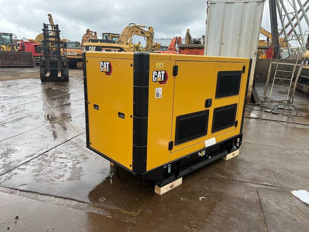 CAT DE 88 E0 (80KVA 64KW) new unused - Elektrický generátor: obrázek 3 CAT DE 88 E0 (80KVA 64KW) new unused - Elektrický generátor: obrázek 3