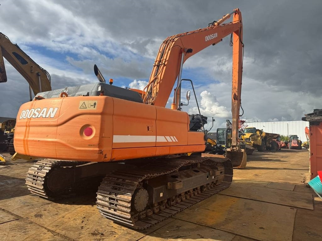 Doosan DX 300 LC ( 4.690 original hours 18M long reach ) - Rýpadlo: obrázek 5 Doosan DX 300 LC ( 4.690 original hours 18M long reach ) - Rýpadlo: obrázek 5