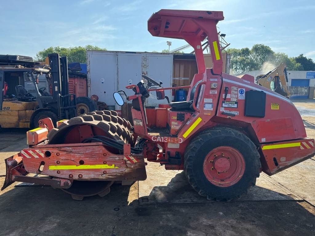 Dynapac CA 134 PDB - Kombinovaný válec: obrázek 1 Dynapac CA 134 PDB - Kombinovaný válec: obrázek 1