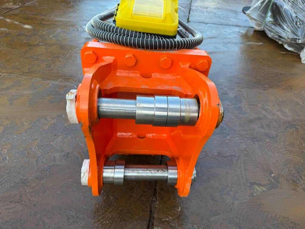 HB 680 hammer 4.5/6 ton - Hydraulické kladivo pro Stavební technika: obrázek 4 HB 680 hammer 4.5/6 ton - Hydraulické kladivo pro Stavební technika: obrázek 4