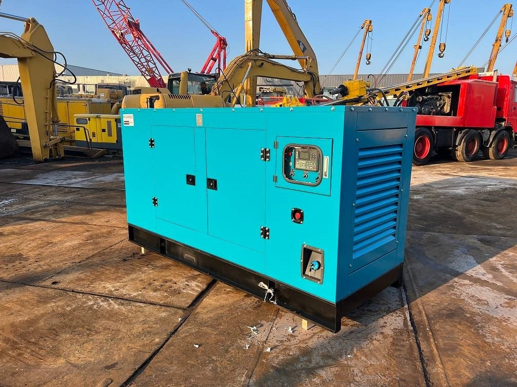 Ricardo 150KVA (120KW) SILENT GENERATOR 3 PHASE 50HZ 400V - Elektrický generátor: obrázek 3 Ricardo 150KVA (120KW) SILENT GENERATOR 3 PHASE 50HZ 400V - Elektrický generátor: obrázek 3