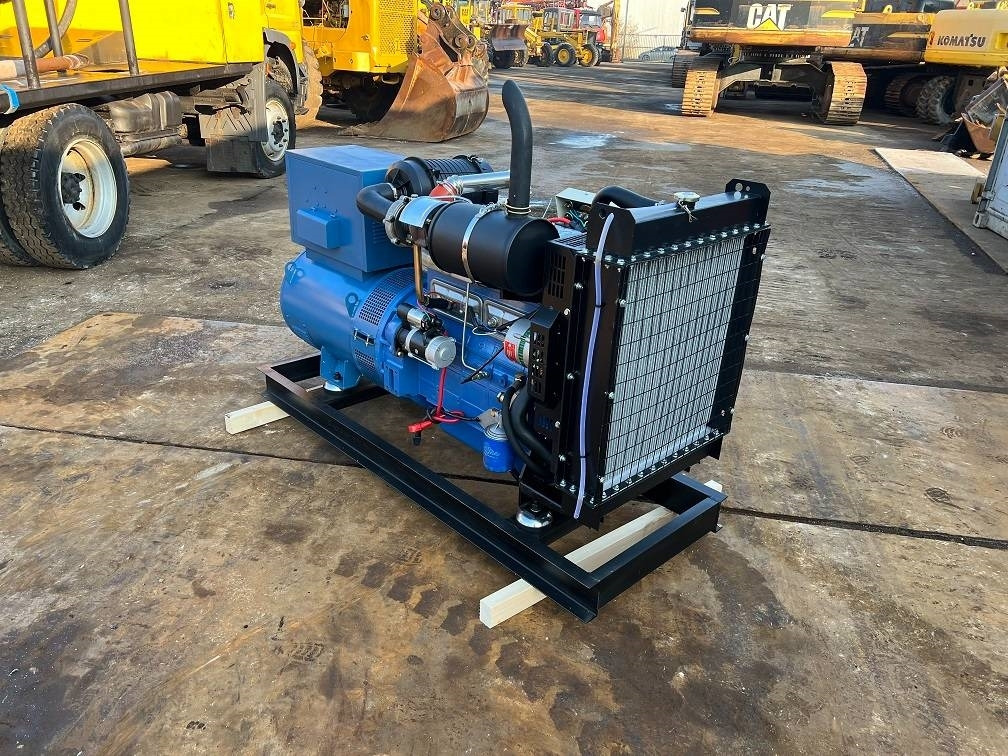 Ricardo 50kva (40kw) generator 3 phase 50hz 400v unused - Elektrický generátor: obrázek 4 Ricardo 50kva (40kw) generator 3 phase 50hz 400v unused - Elektrický generátor: obrázek 4